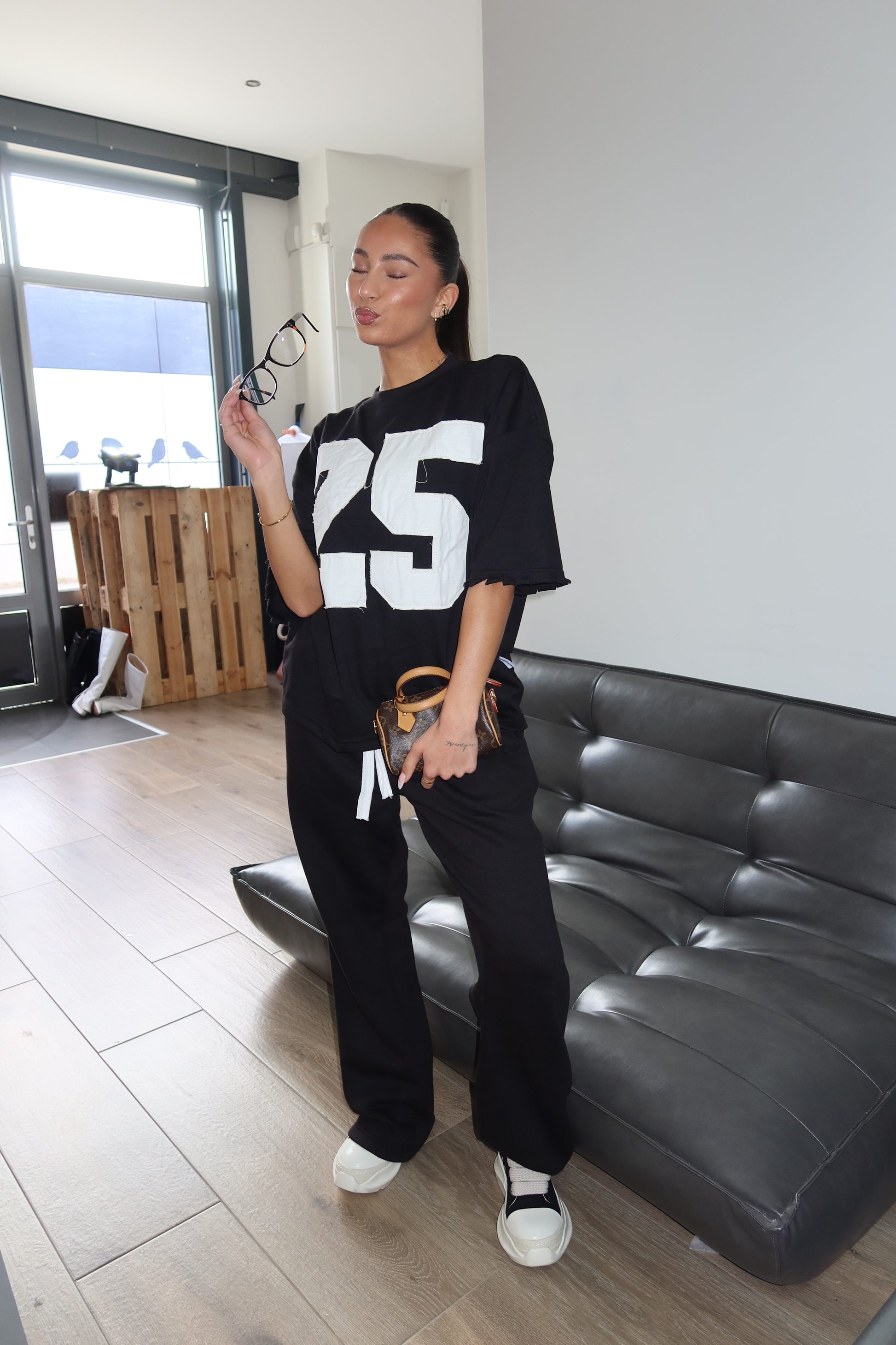 CC 25 ICONIC TEE - BLACK