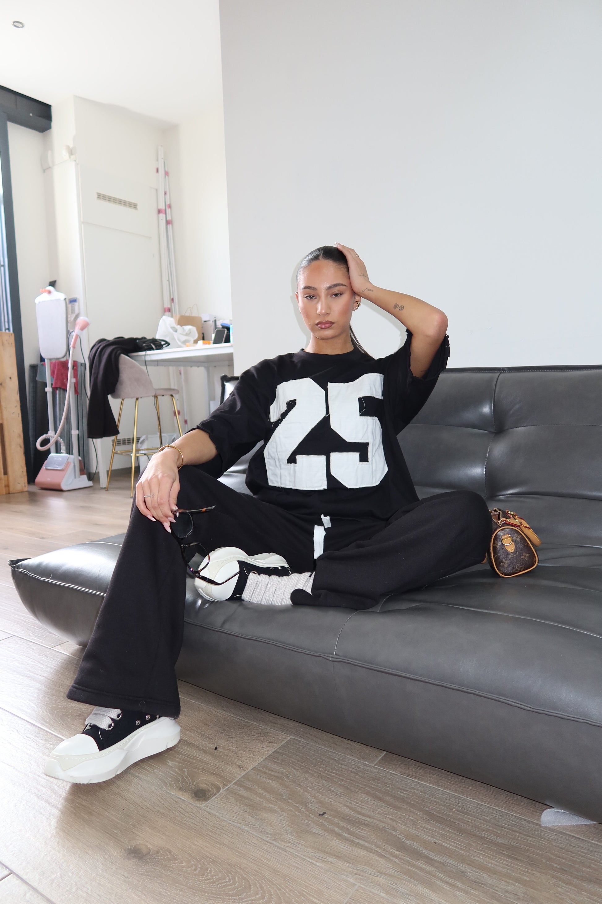CC 25 ICONIC TEE - BLACK
